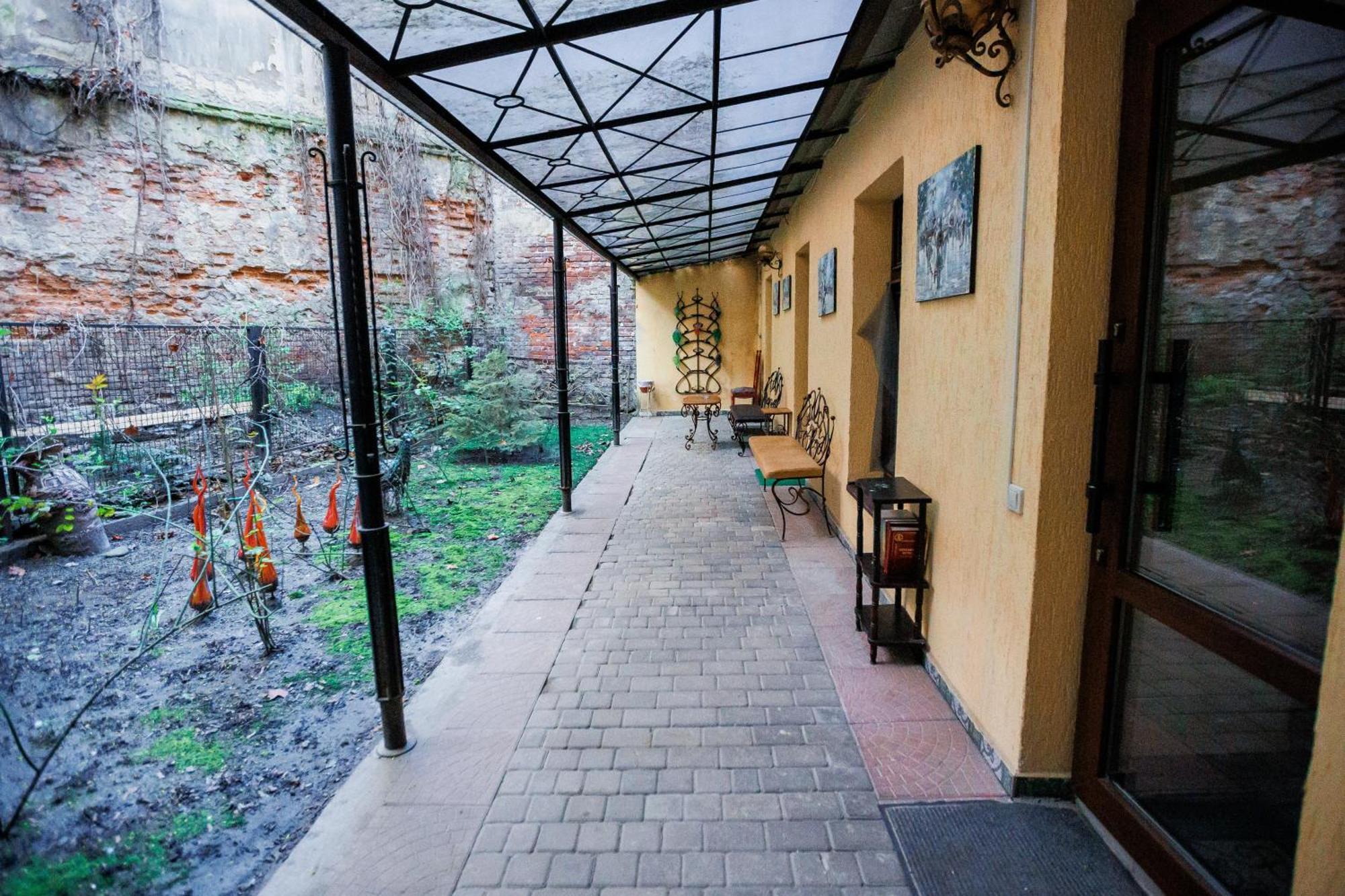 Hotel Staryi Krakiv Leópolis Exterior foto