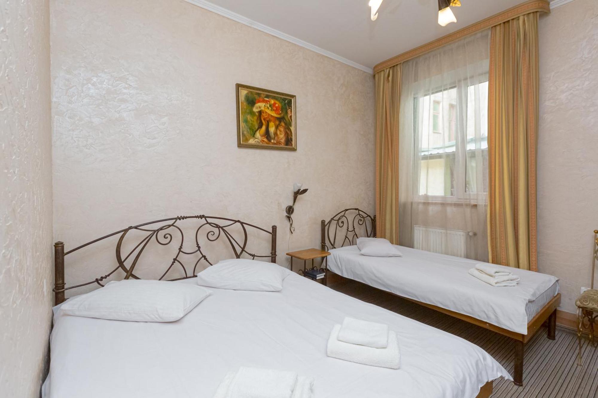 Hotel Staryi Krakiv Leópolis Exterior foto